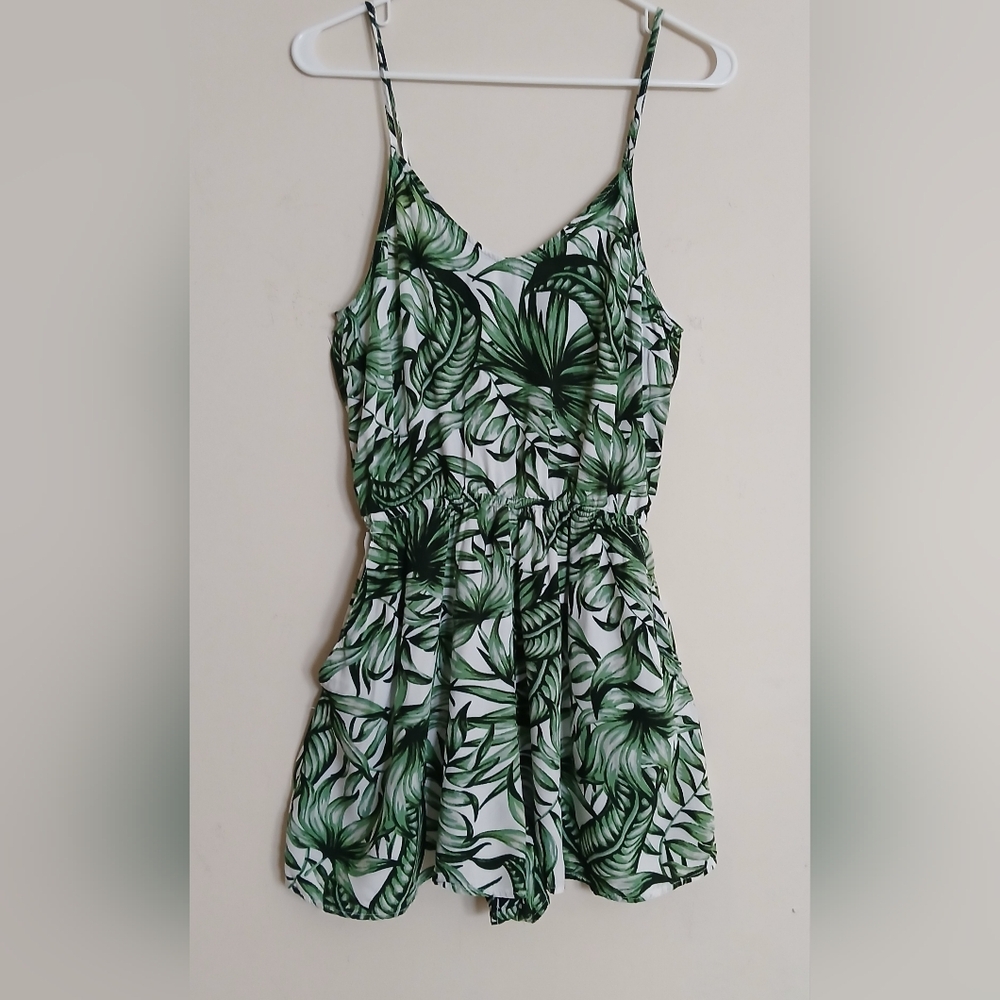 H&M Divided Green Palm Leaf Print Sleeveless Romper - Picture 3 of 6